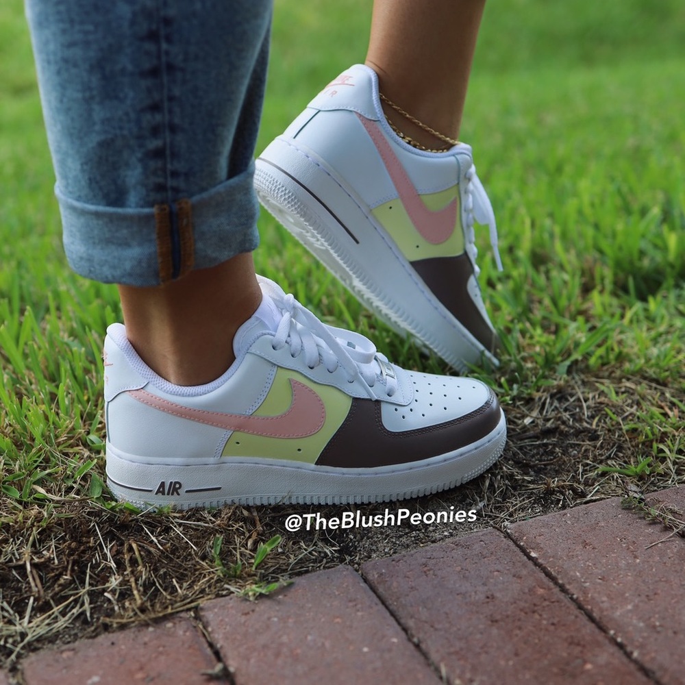 Nike Custom Air Force 1 NWT - Picture 6 of 13